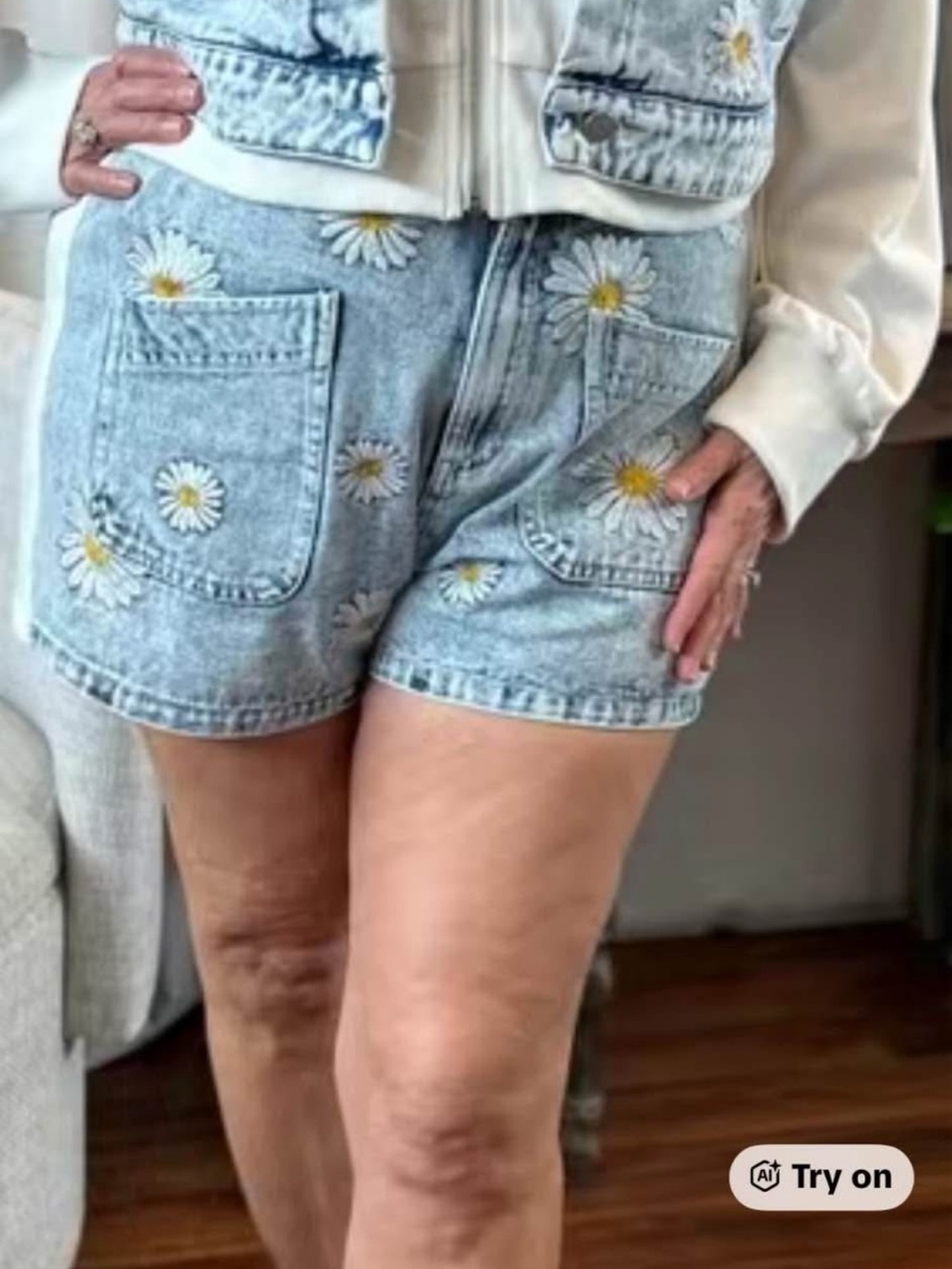 Daisy Shorts - Picture 3 of 7
